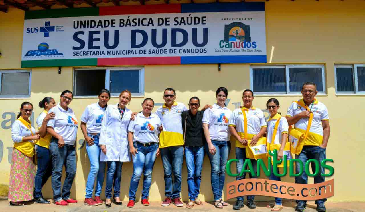 Prefeitura de Canudos faz entrega de fardamentos e equipamentos para profissionais de saúde